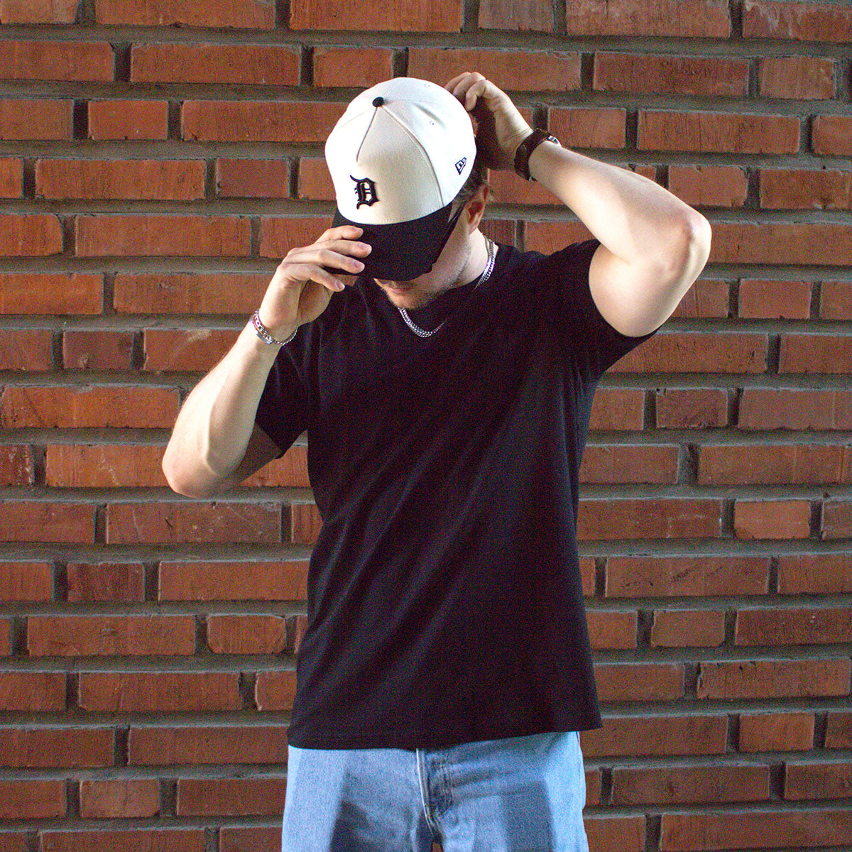 Black Horse T-Paita puuvilla – kuva 2